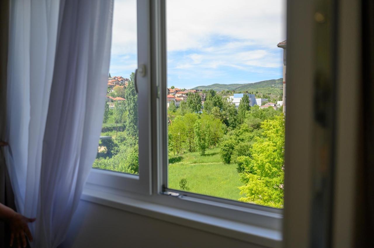City Nest Apartment Сараево Экстерьер фото