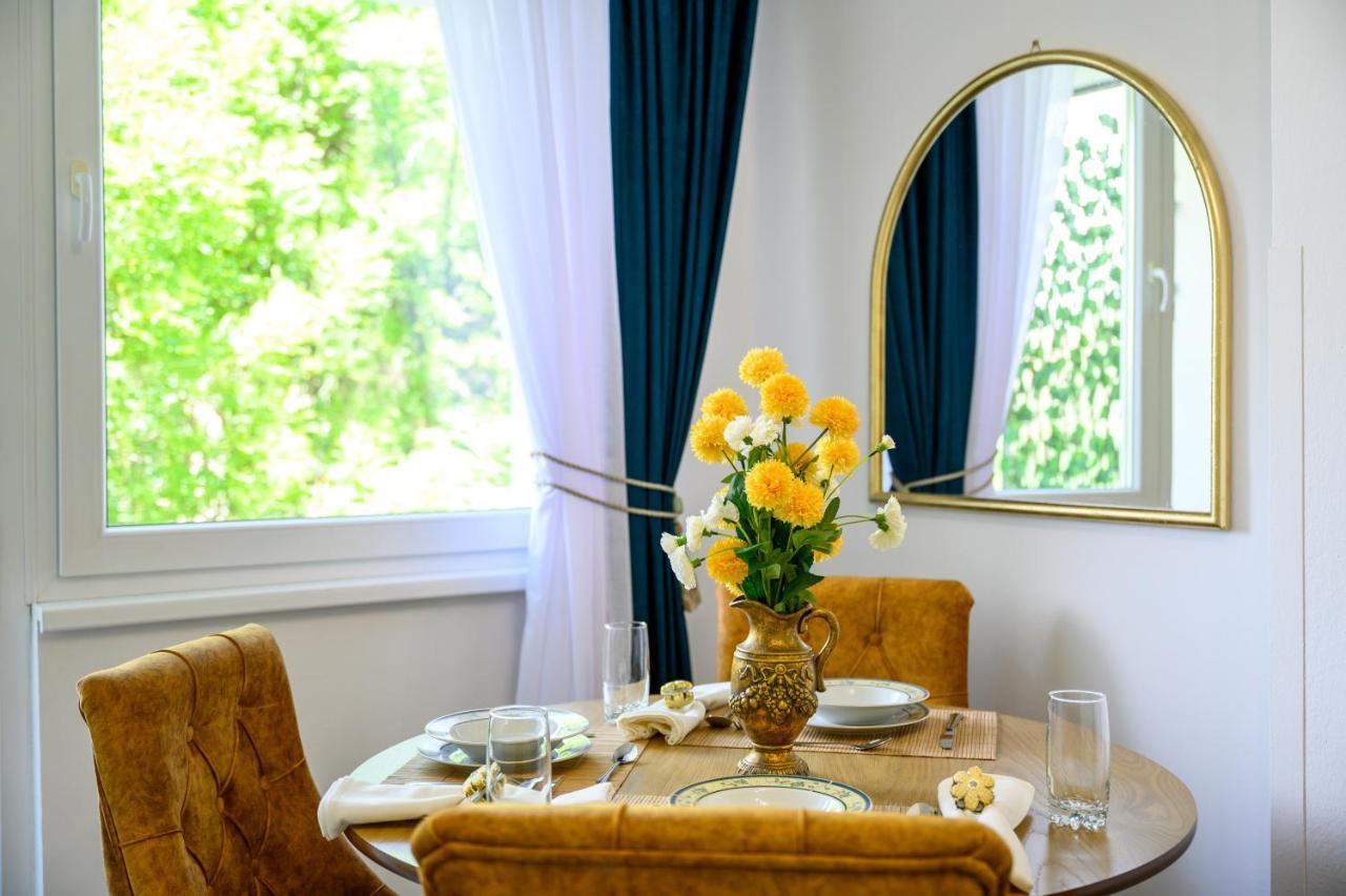 City Nest Apartment Сараево Экстерьер фото