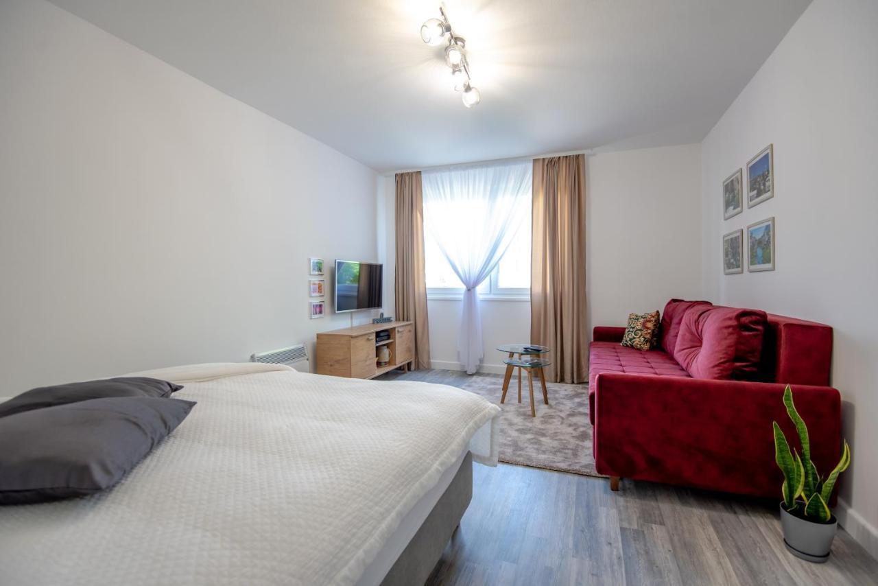 City Nest Apartment Сараево Экстерьер фото